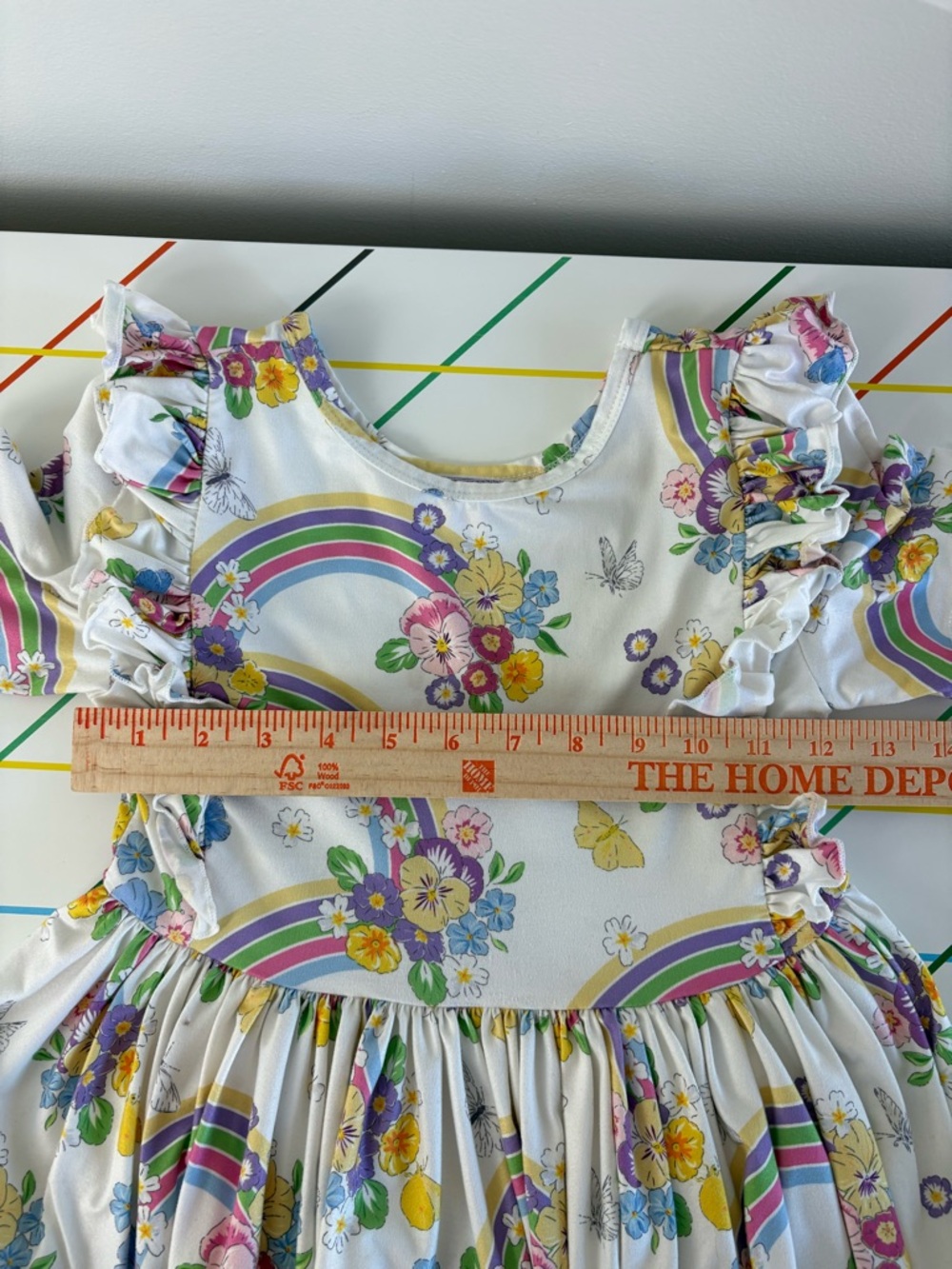 Mila & Rose White Rainbow & Floral Ruffle Sleeve Dress size 9-10 Like New - Picture 7 of 8